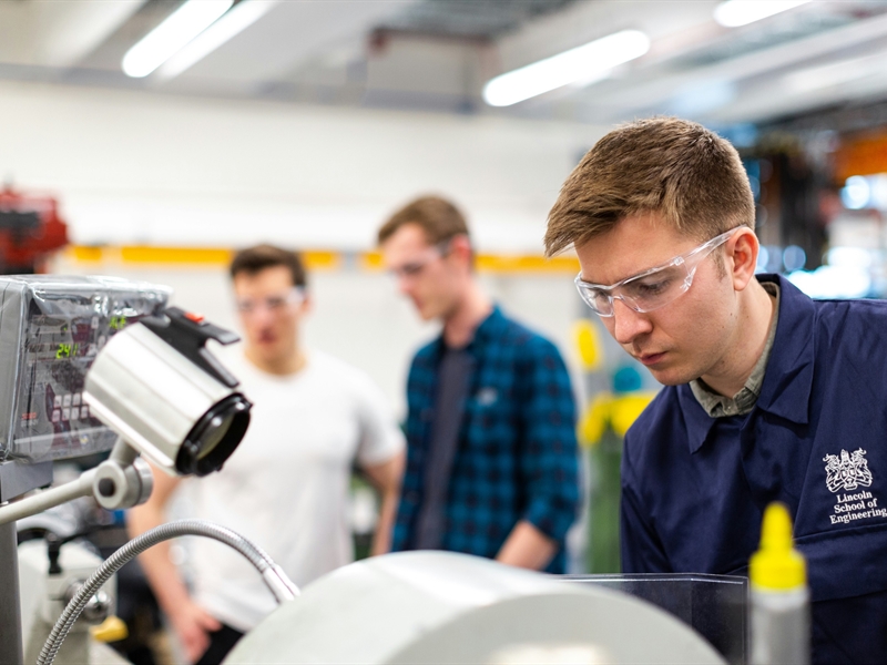 Why Some Engineers Always Seem to Get Head-Hunted